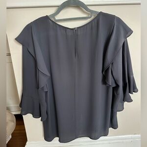Elegant Gray Ruffle 3/4 Sleeve Shirt